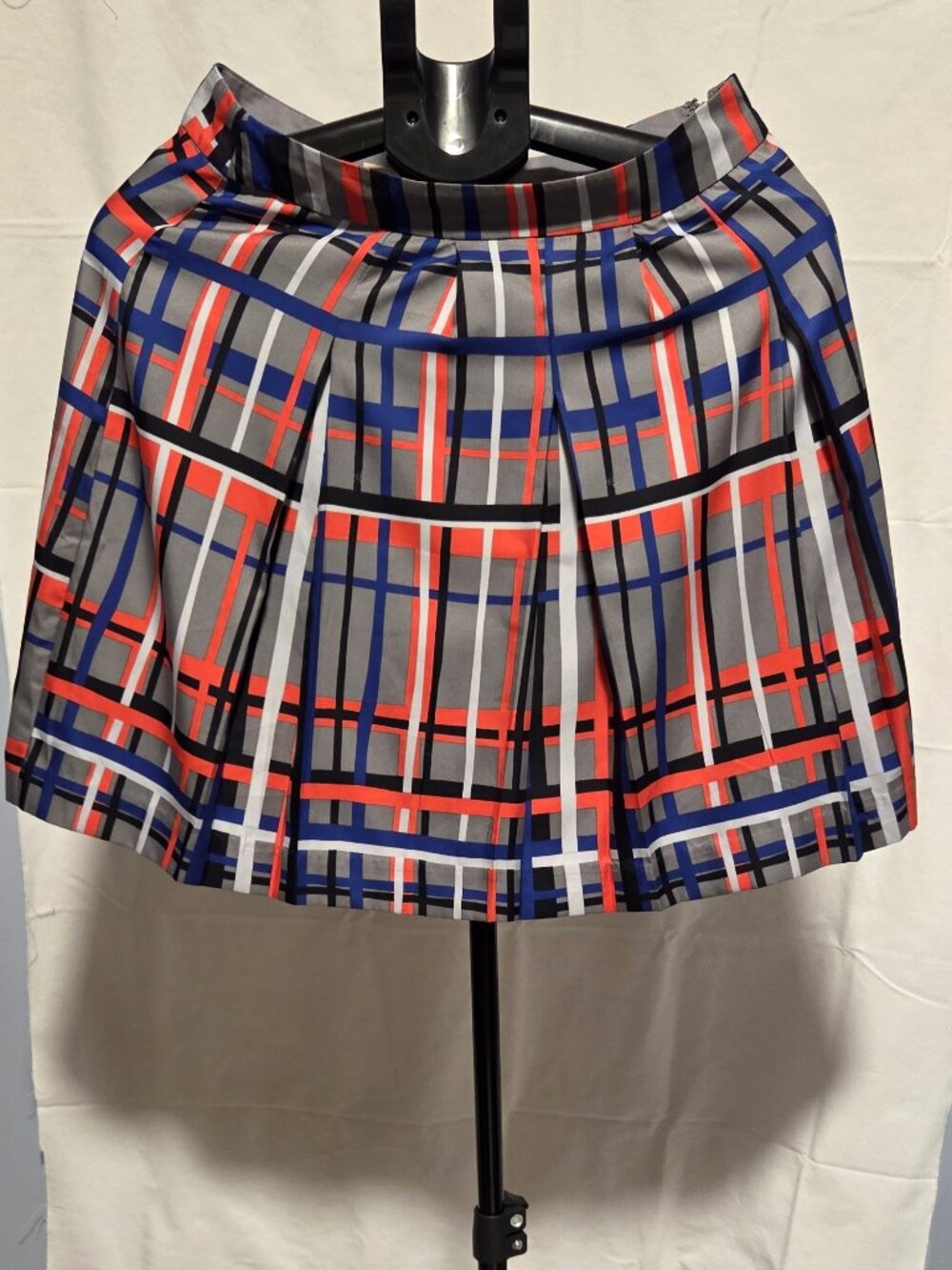 Banana Republic red and orange plaid pleated mini skirt size 2 - Very Soft - New